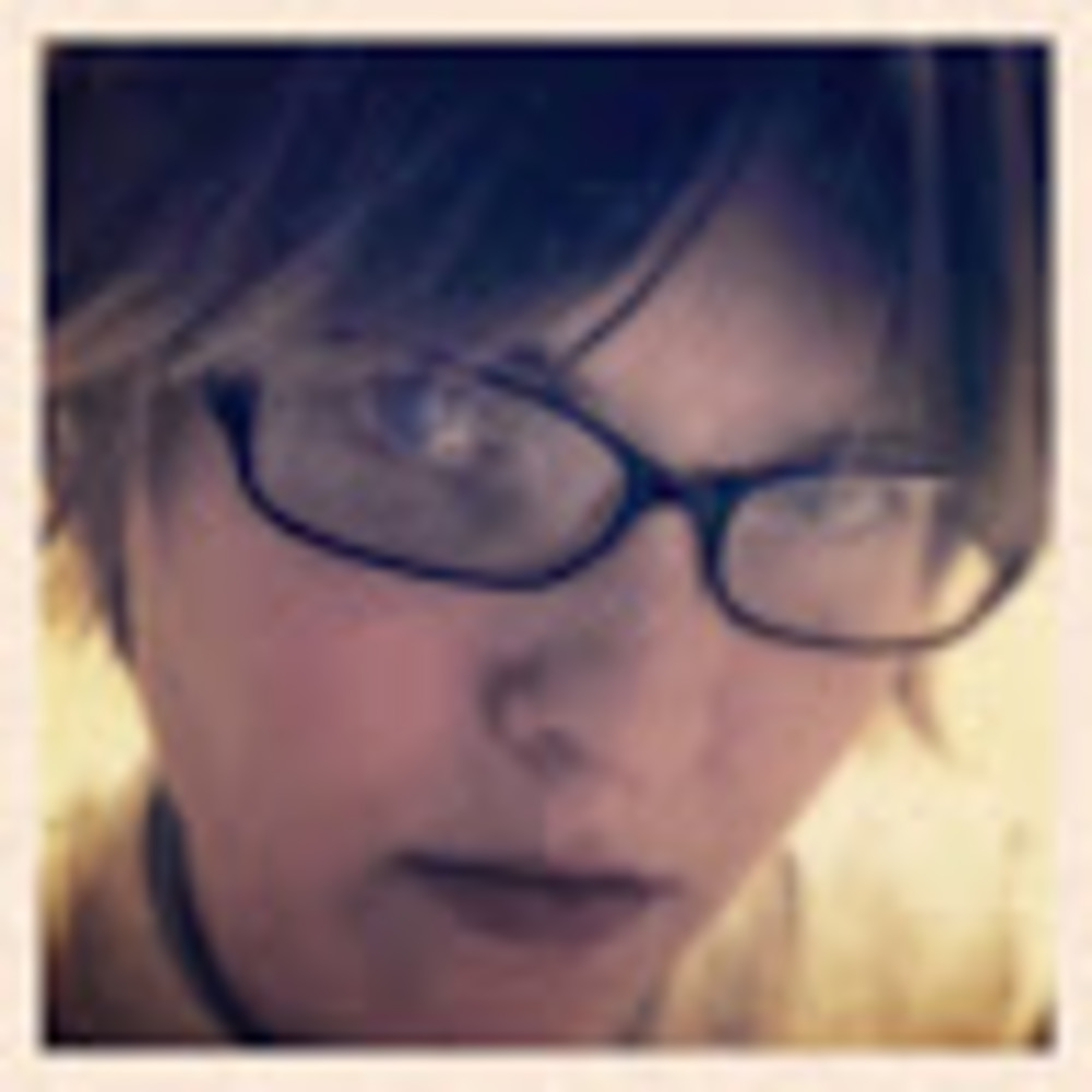 Meet your Posher, Melissa